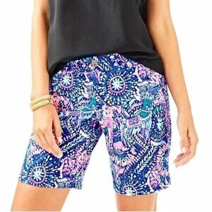 NWT Lilly Pulitzer SZ 8 Madina Stretch Sateen Bermuda Shorts No Prob Llama RARE!